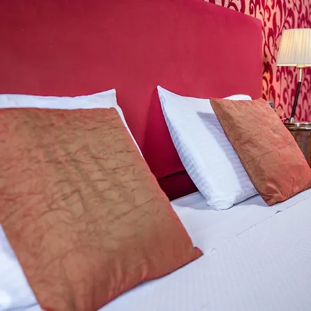 מלון Rvhotels Palau Lo Mirador Torroella de Montgrí