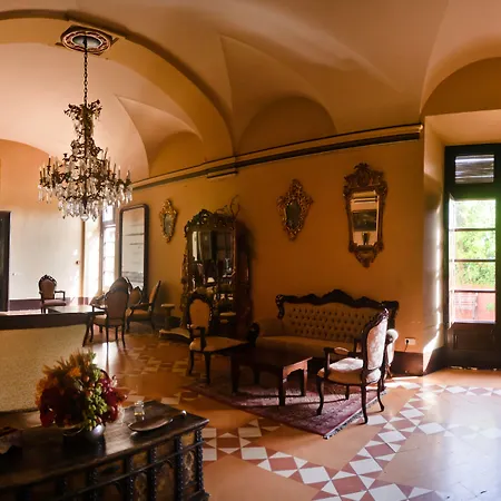 Rvhotels Palau Lo Mirador فندق Torroella de Montgrí