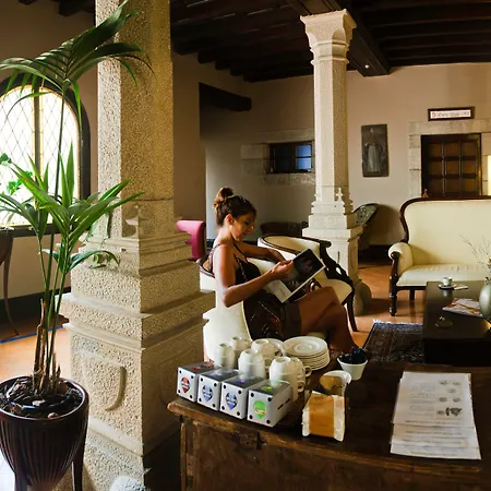 فندق Rvhotels Palau Lo Mirador
