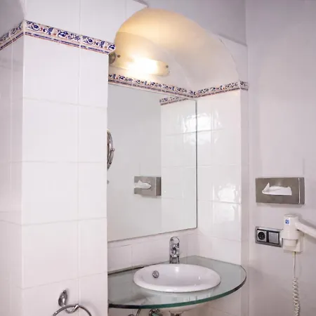 فندق Rvhotels Palau Lo Mirador Torroella de Montgrí